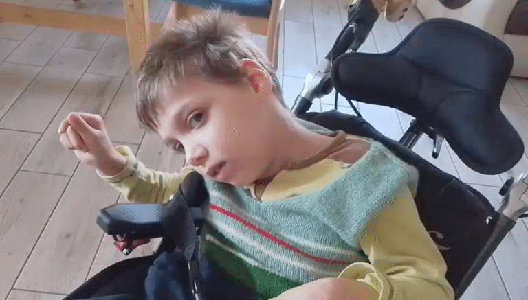 Samuel z wrodzoną wadą serca w postaci kardiomiopatii przerostowej