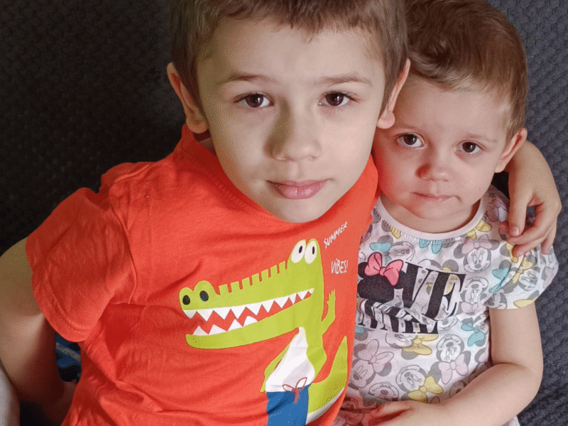 Kornelia i Oskar Iwaniuk ubytek przegrody międzyprzedsionkowej (ASD) Oskar i Kornelia Iwaniuk - ubytek przegrody międzyprzedsionkowej (ASD)